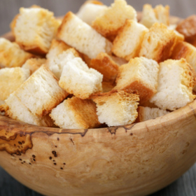 Crostini di Pane (per accompagnare)