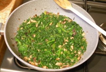 Fusilloni agli spinaci e bacon    preparazione 4