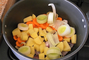 Minestrone con quinoa    preparazione 1