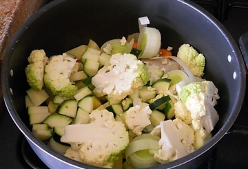 Minestrone con quinoa    preparazione 2