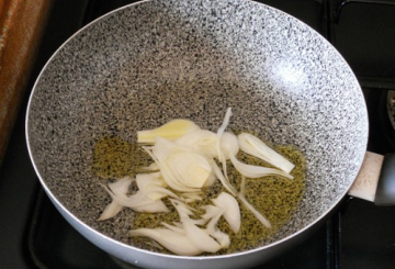 Pasta con carciofi e funghi   preparazione 0