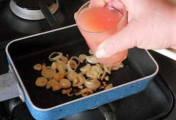 Filetti di scorfano con salsa di pompelmo rosa preparazione 4