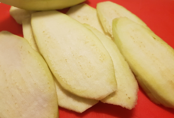 Melanzane indorate e fritte preparazione 1