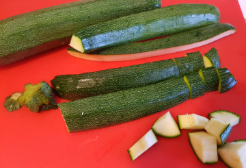 Pasta e zucchine preparazione 0