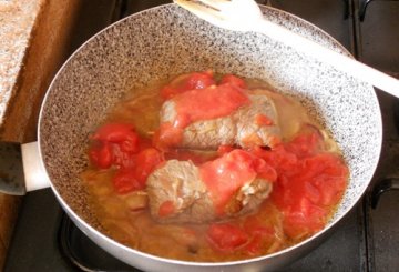 Involtini di manzo alla rosa camuna e speck preparazione 4