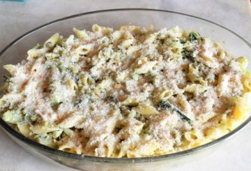 Pasticcio di pasta con broccoli e piselli    preparazione 5