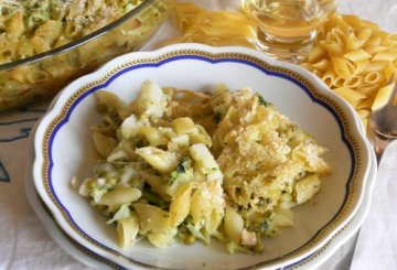 Pasticcio di pasta con broccoli e piselli    preparazione 7