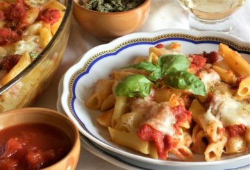 Penne alla pizzaiola preparazione 6