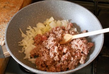 Lasagne alla luganega e fiordilatte preparazione 1