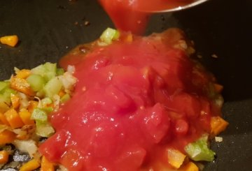 Paccheri alla napoletana preparazione 2