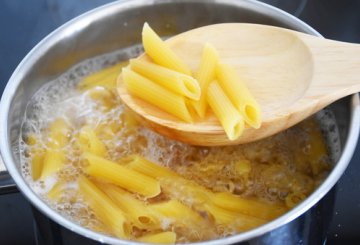 Pasta con melanzane, tonno e menta preparazione 2