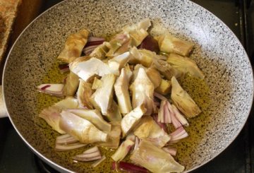 Mazzancolle Con Carciofi Piccanti Prezzemolati preparazione 1