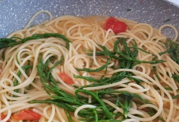 Pasta Con Asparagi Di Mare preparazione 8