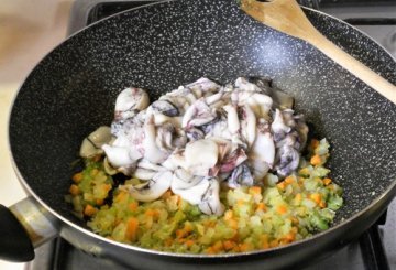 Calamaretti in padella preparazione 1