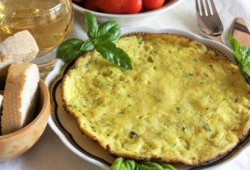 Frittata di cannolicchi con aglio e basilico preparazione 7