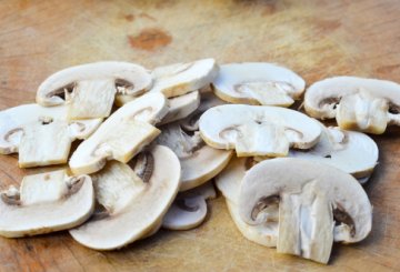 Orecchiette con crema di funghi preparazione 2