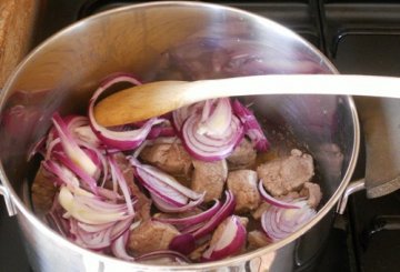 Stracotto di manzo alla romana preparazione 1