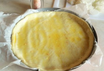 Focaccia alle cipolle preparazione 1