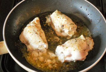 Involtini di pollo al caprino e brandy preparazione 4