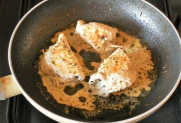 Involtini di pollo al caprino e brandy preparazione 5