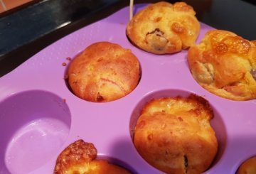 Muffin salati al prosciutto cotto e provola preparazione 15