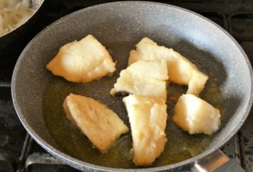 Baccalà alle cipolle preparazione 2