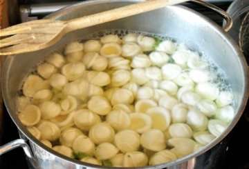 Pasta con cime di rapa e cipolla preparazione 4