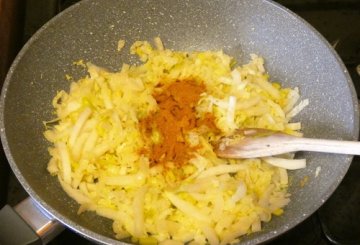 Cavolo cinese brasato al curry preparazione 3