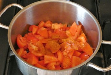 Crema di pomodoro fresco alla paprika preparazione 3