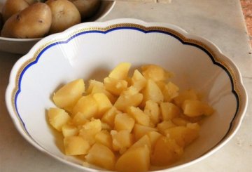 Insalata di cavoli e patate preparazione 0