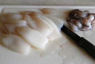 Calamari ripieni di prezzemolo e aglio  preparazione 0