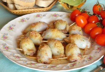 Calamari ripieni di prezzemolo e aglio  preparazione 8