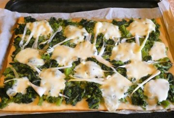 Pizza bianca alle cime di rapa preparazione 5