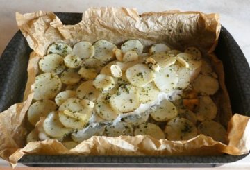 SCORFANO AL FORNO CON TOPINAMBUR | cucinare.it
