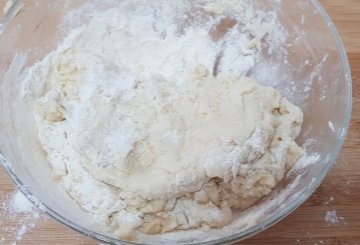 Torta Pasqualina Ai Carciofi preparazione 2