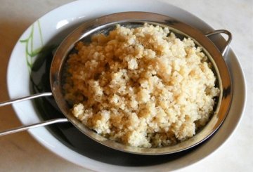 Quinoa con insalata di verdure grigliate preparazione 2