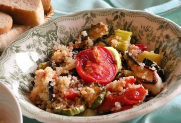 Quinoa con insalata di verdure grigliate preparazione 6