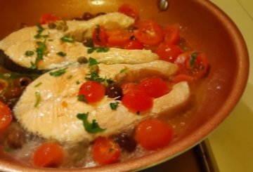 Salmone in padella con pomodorini preparazione 3