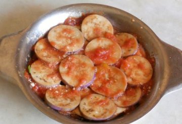 Parmigiana con melanzane perline preparazione 5