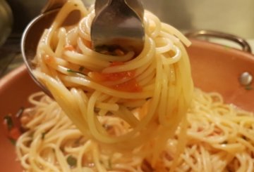 Spaghetti Ai Frutti Di Mare preparazione 8