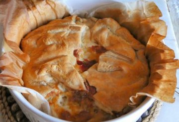 Torta rustica alla peperonata con uova e fiordilatte preparazione 7