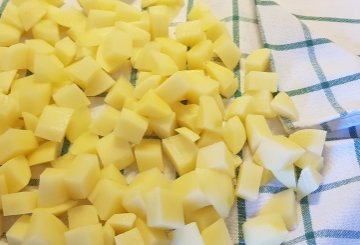 Patate in padella preparazione 3