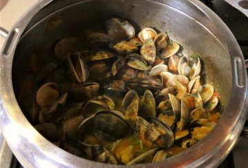 Pasta con vongole e lupini preparazione 6