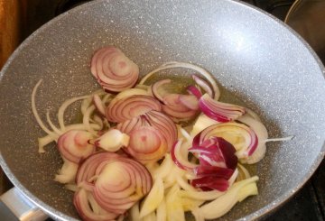 Trippa alle cipolle e speck preparazione 0