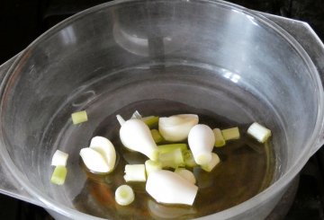 Vongole e cannolicchi in guazzetto preparazione 2