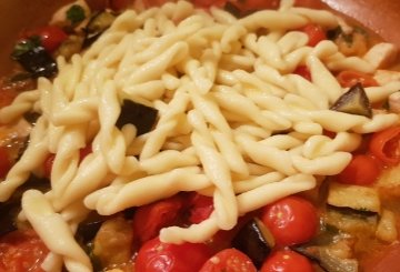 Pasta pesce spada e melanzane preparazione 7