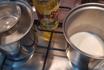 Crema pasticcera senza uova preparazione 0