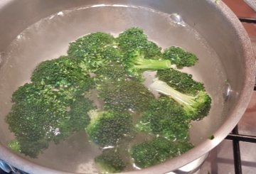 Pasta broccoli e salsiccia preparazione 0