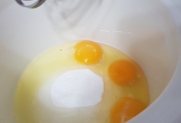 Torta con gocce di cioccolato preparazione 0