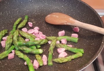 PASTA ASPARAGI E PANCETTA preparazione 6